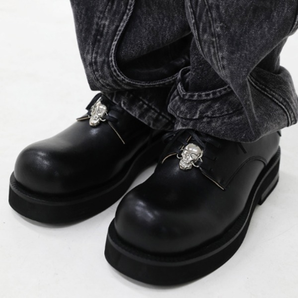 Black Silver Skull Decoration Leather Loafers (2631)