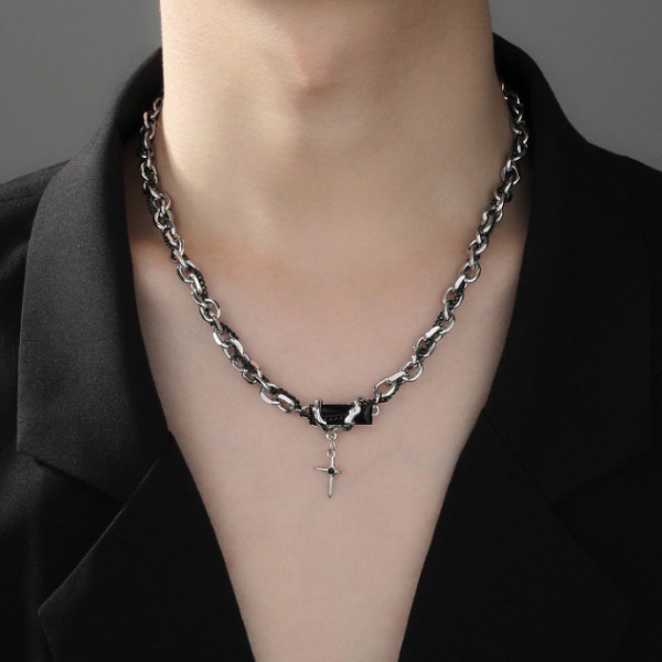 Cross Pandent Titanium Steel Necklace (3698)